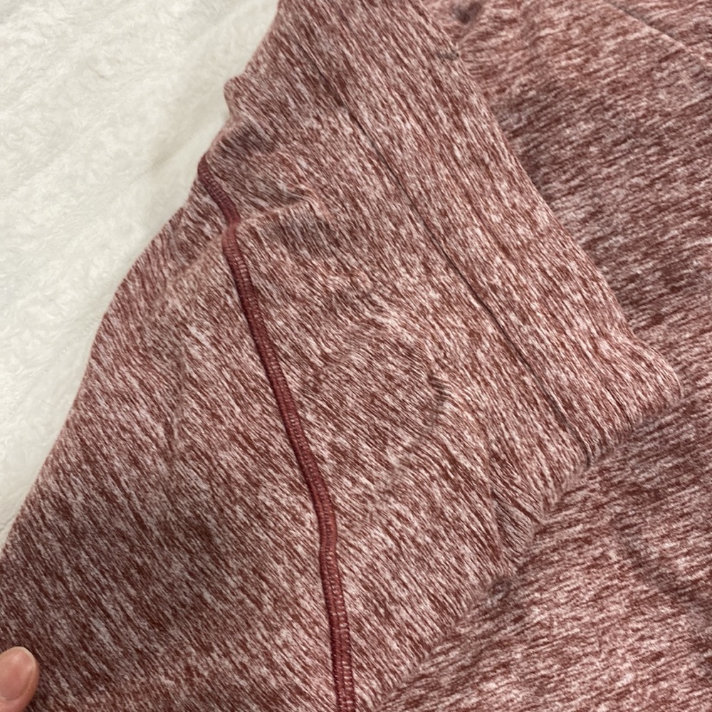 lululemon joggers - Picture 2 of 4